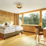 Reisen Aktuell Weihnachten Bayerischer Wald Dreiburgensee Naturhotel Doppelzimmer