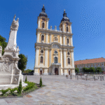 Reisen Aktuell Arielle Queen Donaupanorama Kathedrale Von Kalocsa Reisen Aktuell Arielle Queen Donaupanorama Kathedrale Von Kalocsa