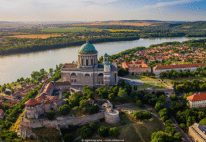 Reisen Aktuell Arielle Queen Donauromantik Pur Esztergom