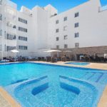 Reisen Aktuell Mallorca Mandelblüte Hotel Sant Jordi Außenpool Reisen Aktuell Mallorca Mandelblüte Hotel Sant Jordi Außenpool