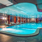 Reisen Aktuell Die Wilde Schönheit Des Balkans Carine Hotel Delfin Hallenbad