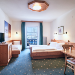 Reisen Aktuell Salzburger Land Wagrain Hotel Kirchboden Familienzimmer