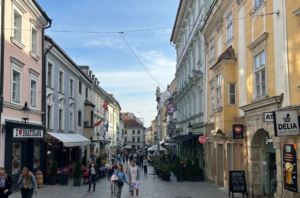 Ameropa MS Vivienne Donaukreuzfahrt Bratislava