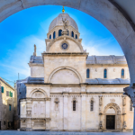 ReisenAktuell Kroatien Höhepunkte Dalmatiens Sibenik Kathedrale