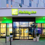 Reisen Aktuell Hamburg Holiday Inn Eingang