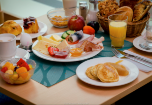 Reisen Aktuell Ostsee Ostseehotel Midgard Frühstück