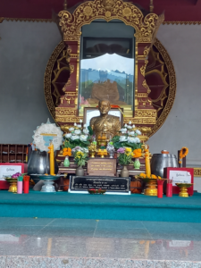 Koh Samui Wat Khunaram Mumie