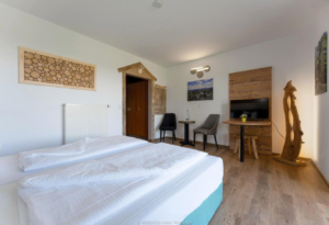 Reisen Aktuell Bischofsmais Wagners Hotel Wastelsäge Doppelzimmer Beispiel