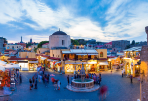 ReisenAktuell Rhodos Stadt Bei Nacht