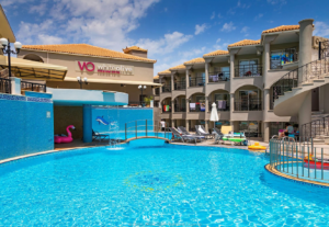 ReisenAktuell Zakynthos Hotel White Olive Premium Laganas Außenpool Beispiel