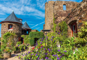Reisen Aktuell Arielle Royal Malerische Mosel Burg Thurant