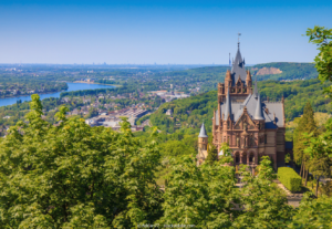 Reisen Aktuell Arielle Royal Rhein In Flammen Schloss Drachenburg