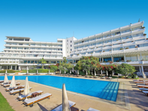 Alltours Zypern Grecian Sands Außenansicht