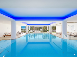 Alltours Zypern Grecian Sands Indoorpool